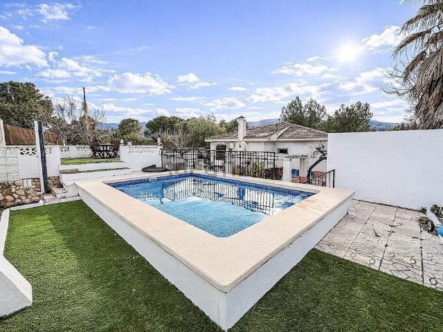 Chalet, Tibi