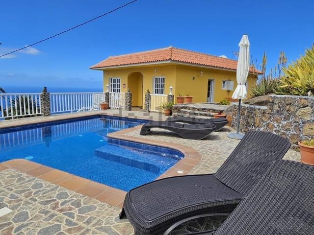 Chalet, Tijarafe