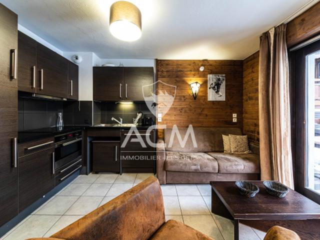 Chalet très bien placé, avec accès piscine, spa et fitness