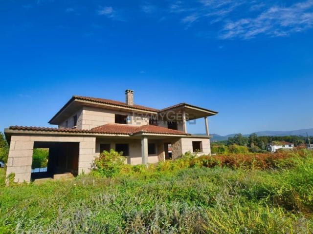 Chalet, Tui