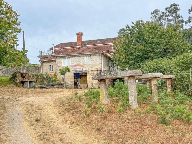 Chalet, Tui