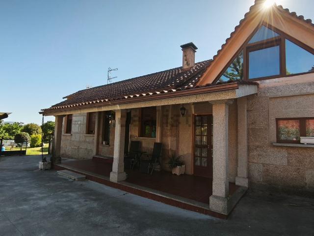 Chalet, Tui
