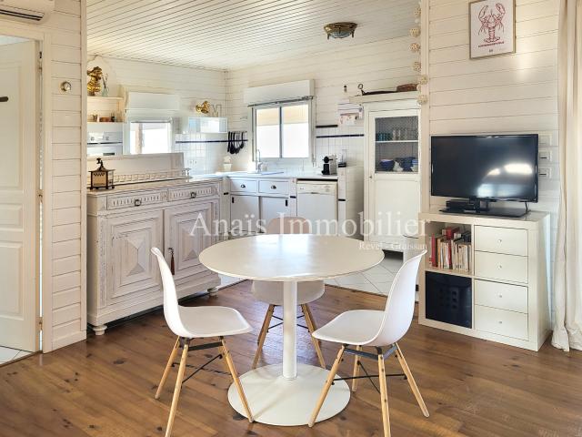 Chalet typique 110 m2 à la plage des chalets vue mer