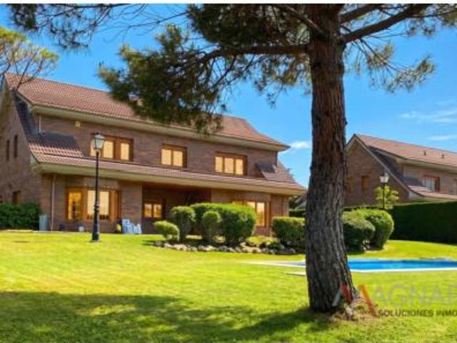 Chalet unifamiliar Alquiler La Moraleja, La Moraleja