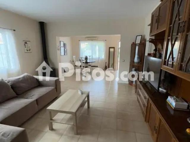 Chalet unifamiliar en alquiler en Calle de Ávila, 1