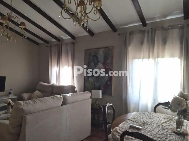 Chalet unifamiliar en alquiler en Calle del Pino Santo