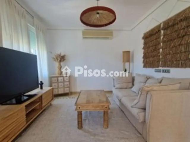 Chalet unifamiliar en alquiler en Calle Panama, 12