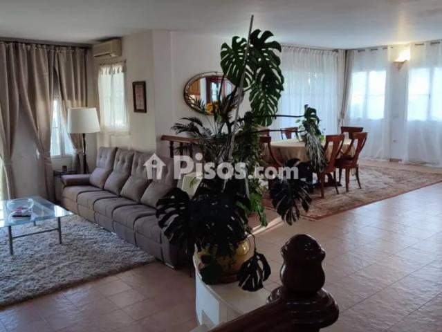 Chalet unifamiliar en alquiler en Calle Velázquez Lomas de Mijas, 94
