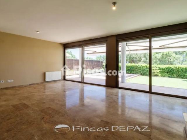 Chalet unifamiliar en alquiler en Can Roca Muntanyeta