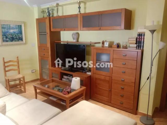 Chalet unifamiliar en alquiler en Carrer de Marina