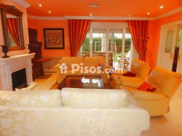 Chalet unifamiliar en alquiler en Carrer de Francia, 52