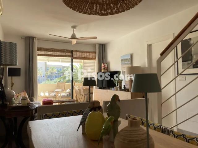Chalet unifamiliar en alquiler en Avenida Valle del Sol, 1