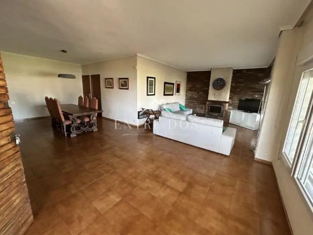 Chalet unifamiliar en alquiler en Avenida de Castalia