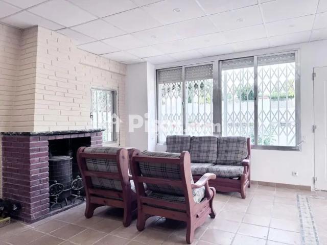 Chalet unifamiliar en alquiler en La Canyada La Cañada