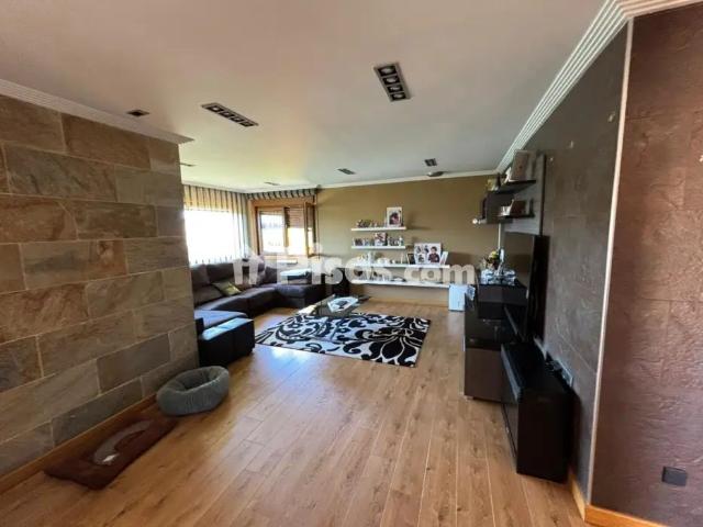 Chalet unifamiliar en alquiler en Mos Santa Eulalia