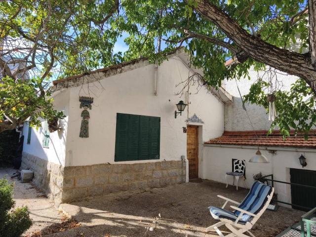 Chalet unifamiliar en venta en Becerril de la Sierra