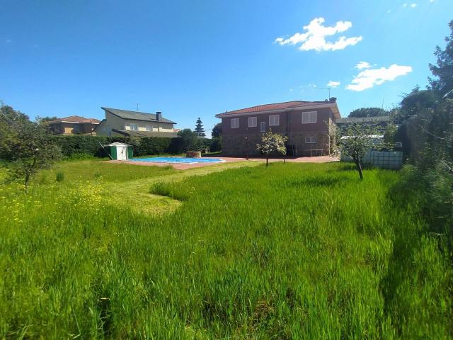 Chalet unifamiliar en venta en Guadarrama