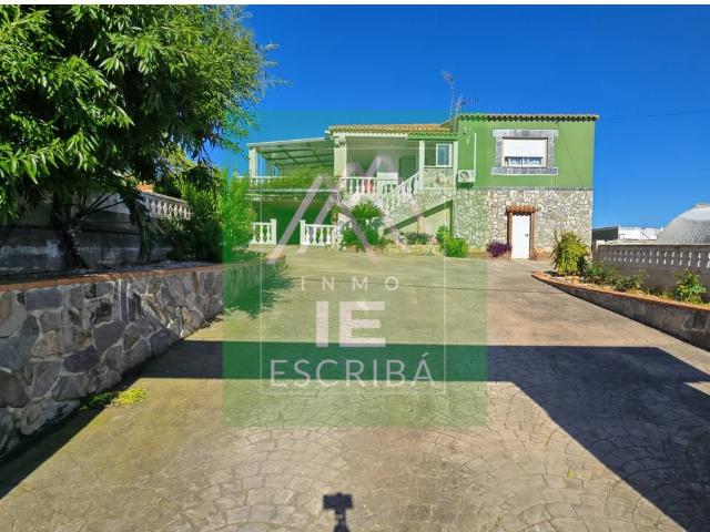 Chalet unifamiliar en venta en la Urb. Lloma Molina, Catadau Valencia