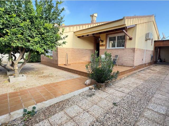 Chalet unifamiliar en venta en Santiago de la Ribera 30720