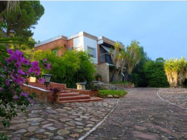 Chalet unifamiliar Venta Castellnovo, Castellnovo