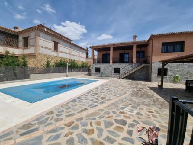 Chalet unifamiliar Venta Layos, Layos