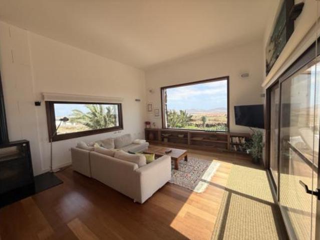 Chalet unifamiliar Venta La Oliva, Villaverde