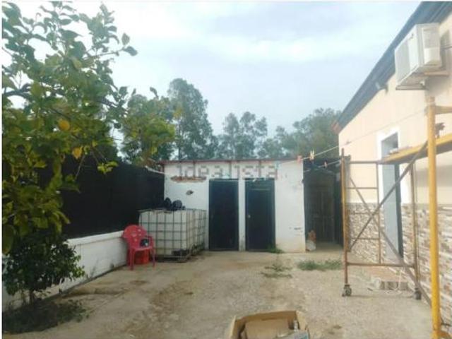 Chalet unifamiliar Venta La Rinconada, Polígono Industrial Majaravique