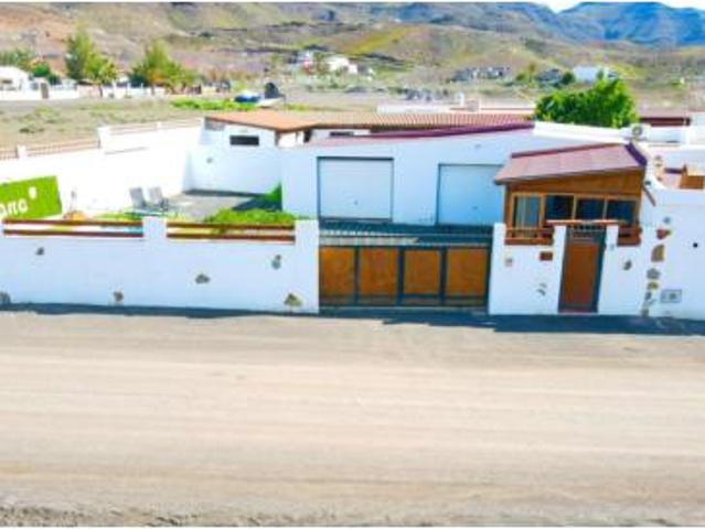 Chalet unifamiliar Venta Tuineje, Las Playitas
