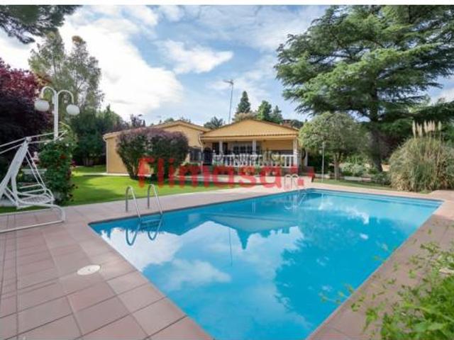 Chalet unifamiliar Venta Villaviciosa de Odón, Castillo Campodón