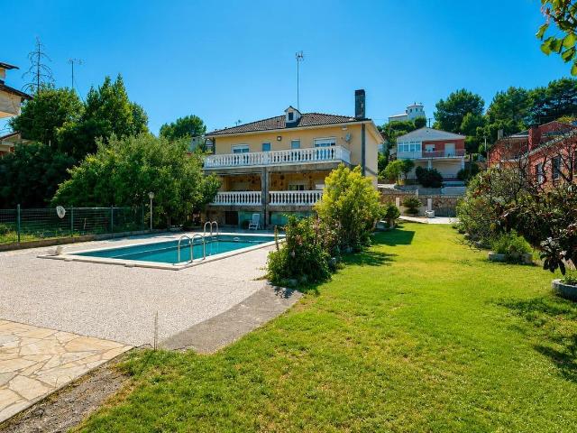 Chalet, Vacarisses
