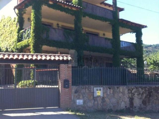 Chalet, Valdastillas
