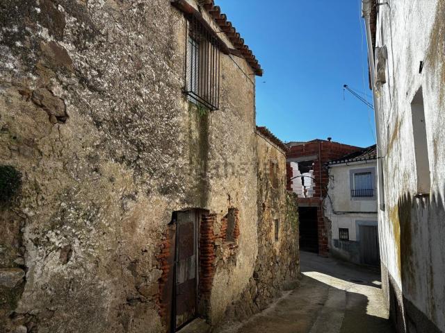 Chalet, Valdefuentes
