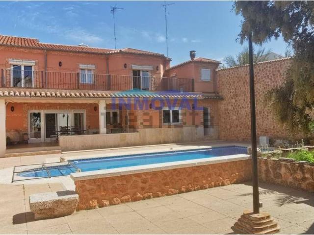 Chalet, Valdepeñas
