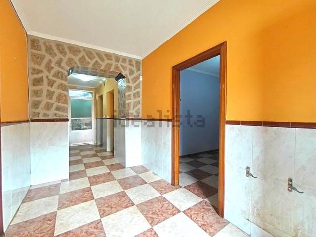 Chalet, Valdepeñas