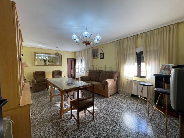Chalet, Valdepeñas