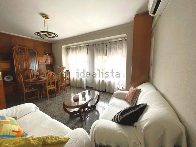 Chalet, Valdepeñas