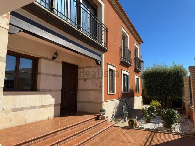 Chalet, Valdepeñas