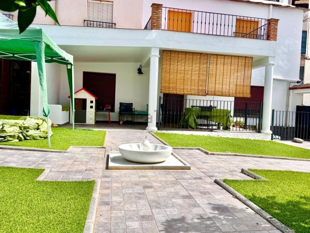 Chalet, Valor