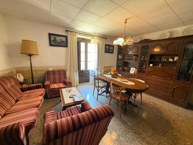 Chalet, Vallbona de les Monges