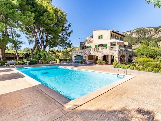 Chalet, Valldemossa