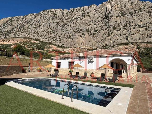 Chalet, Valle de Abdalajís