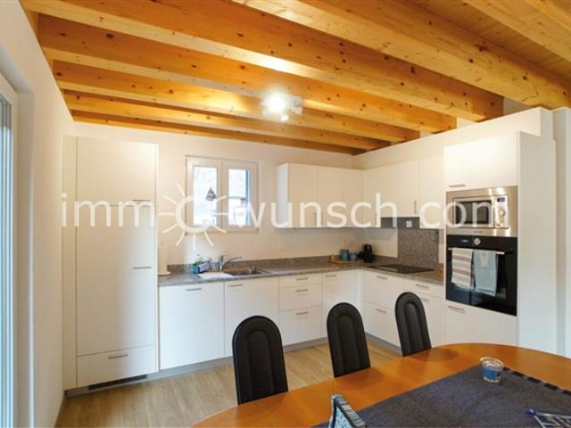 Chalet «Valle» in Selma modern, hell, mit Gartenbereich und Parkplatz
