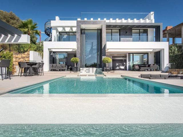 Chalet, Valle Romano Golf, Estepona