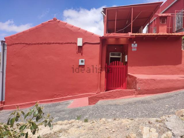 Chalet, Vallehermoso