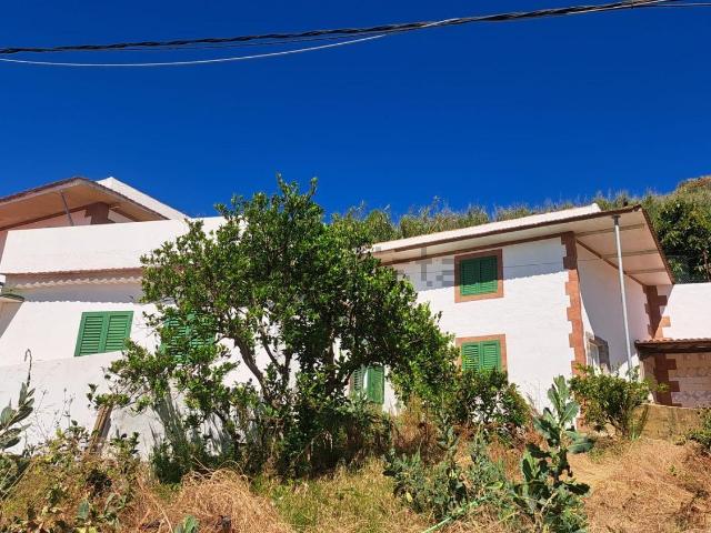 Chalet, Valleseco
