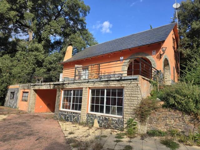 Chalet, Vallgorguina