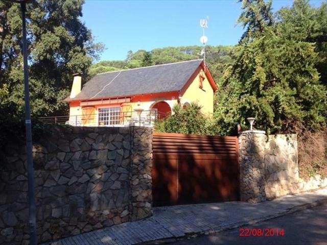 Chalet, Vallgorguina