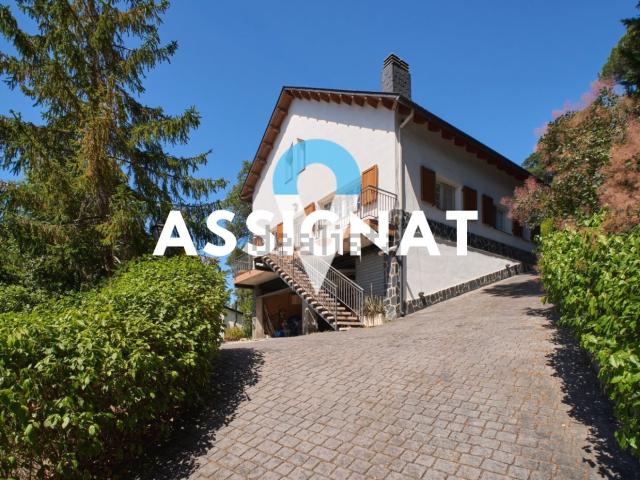Chalet, Vallgorguina