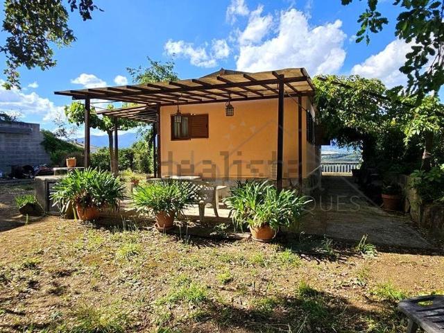 Chalet, Vallgorguina