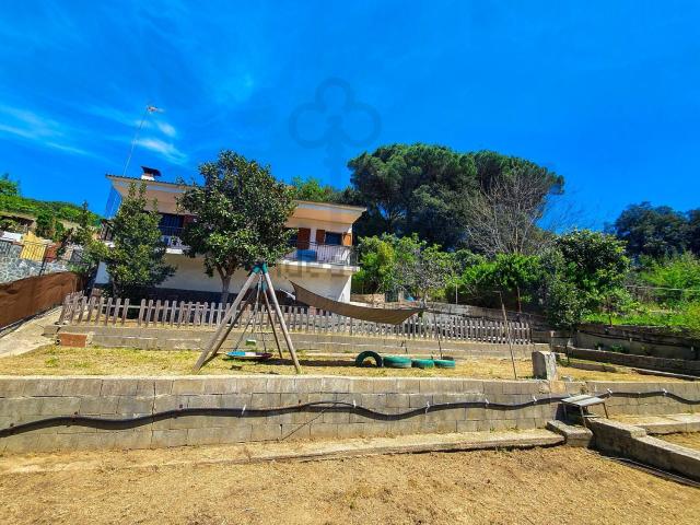 Chalet, Vallgorguina